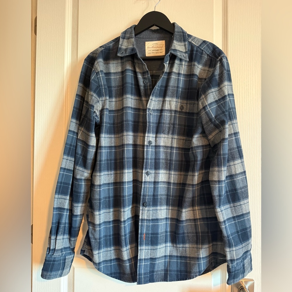 Weatherproof Men's Blue and Light Gray Plaid Button-Down Shirt